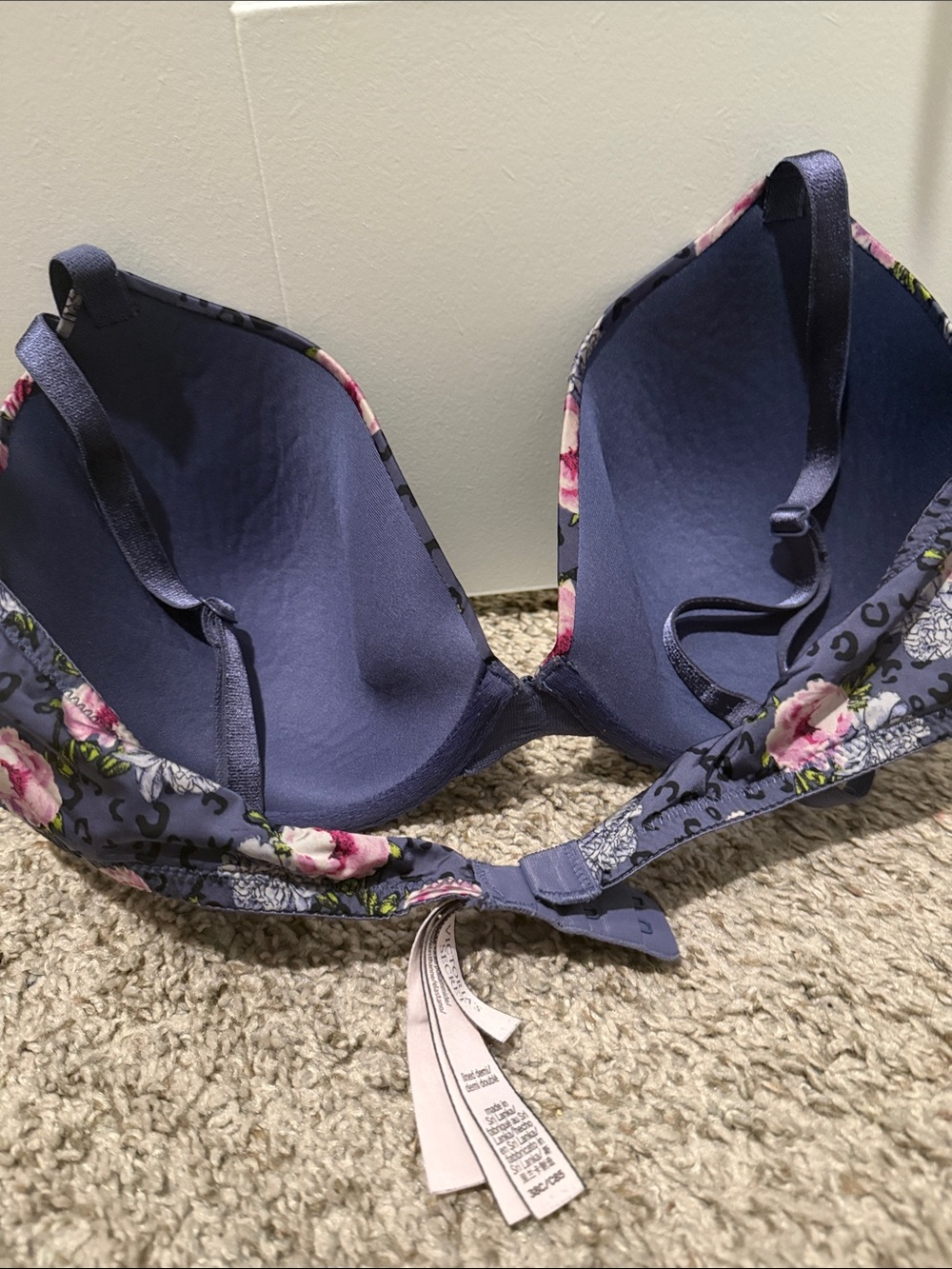 Victoria's Secret Demi Floral Padded Bra with Pink Roses - Picture 4 of 6